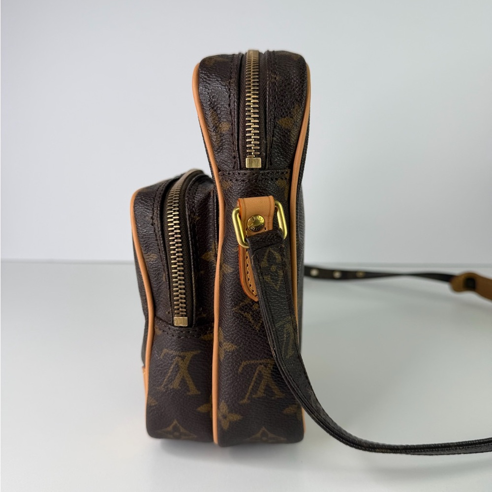 Authentic Louis Vuitton Monogram Crossbody Bag Vintage Amazone Everyday Bag - Picture 5 of 12